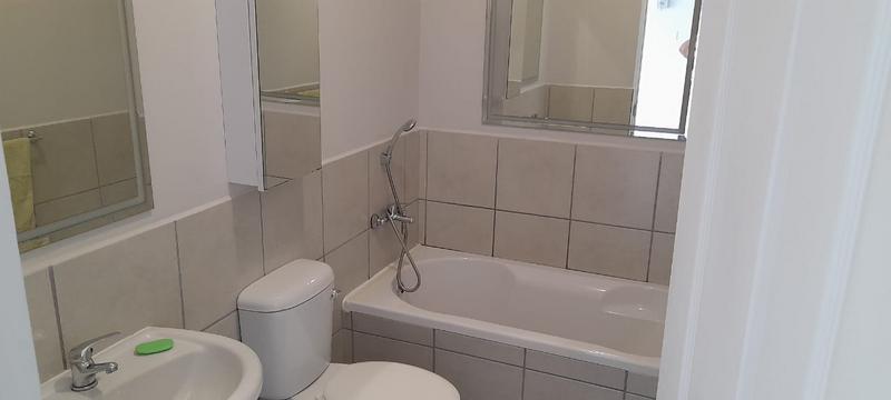 2 Bedroom Property for Sale in Island View Western Cape